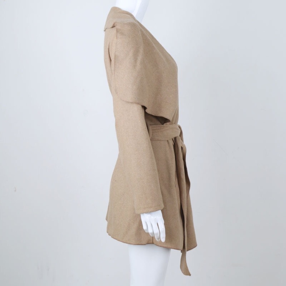Beige coat - last one - Picture 2 of 4
